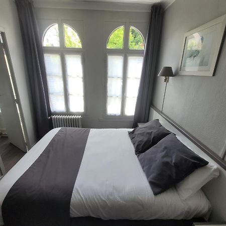 Hotel Celine - Hotel De La Gare Rouen Kültér fotó